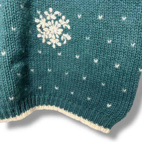 Vintage 90s Size Medium French Blue Wool Snowflake Sweater Mock Neck Cottage - Picture 6 of 8